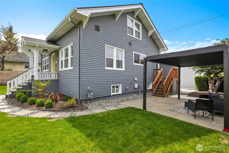 7901 16th Avenue Sw, Seattle, WA 98106 - #2
