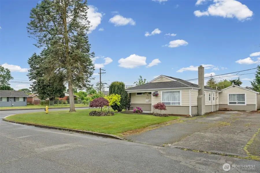 8528 33rd Avenue S, Lakewood, WA 98499 - #2