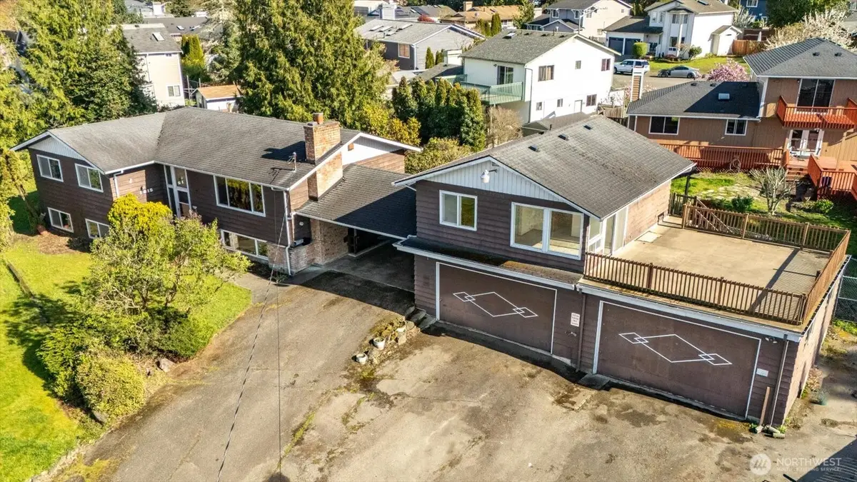 1215 S 234th Place, Des Moines, WA 98198 - #1