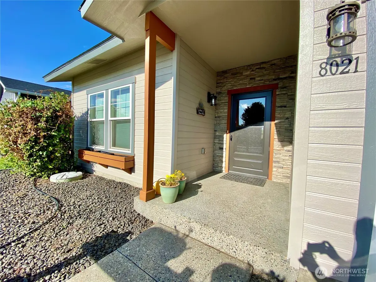 8021 Vialago Parkway, Zillah, WA 98953 - #1