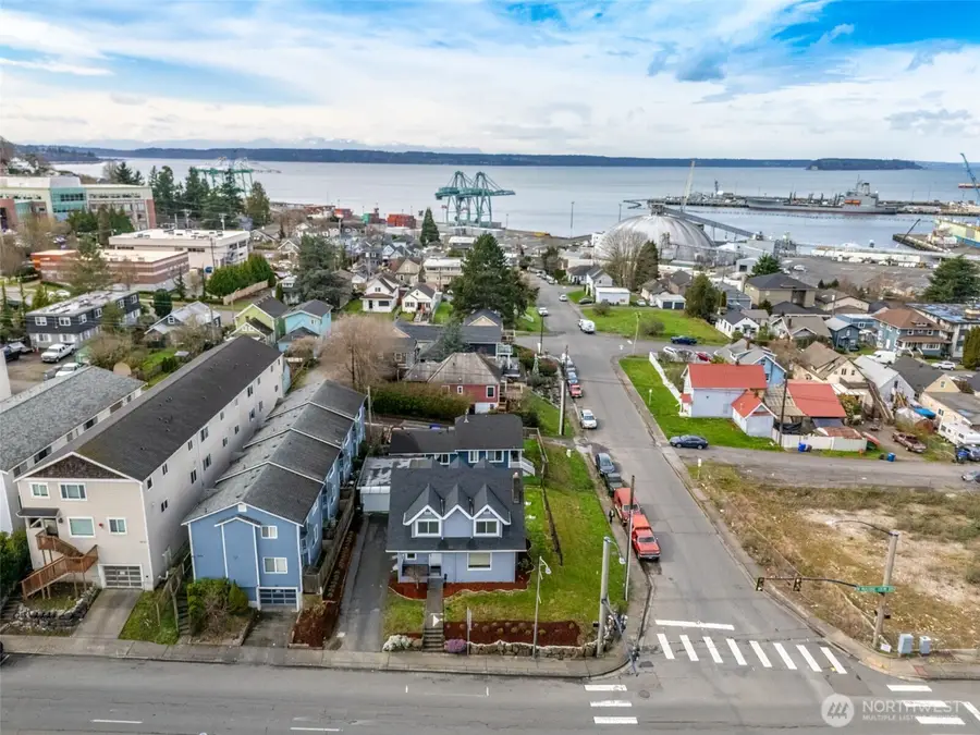 3004 W Marine View Drive, Everett, WA 98201 - #3