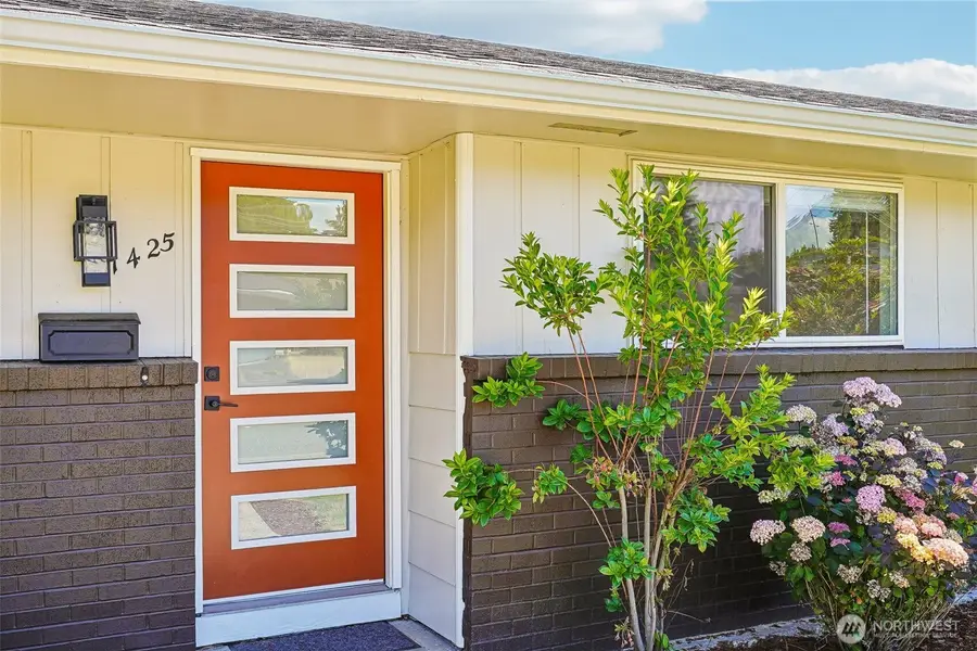1425 N Woodlawn Street, Tacoma, WA 98406 - #3