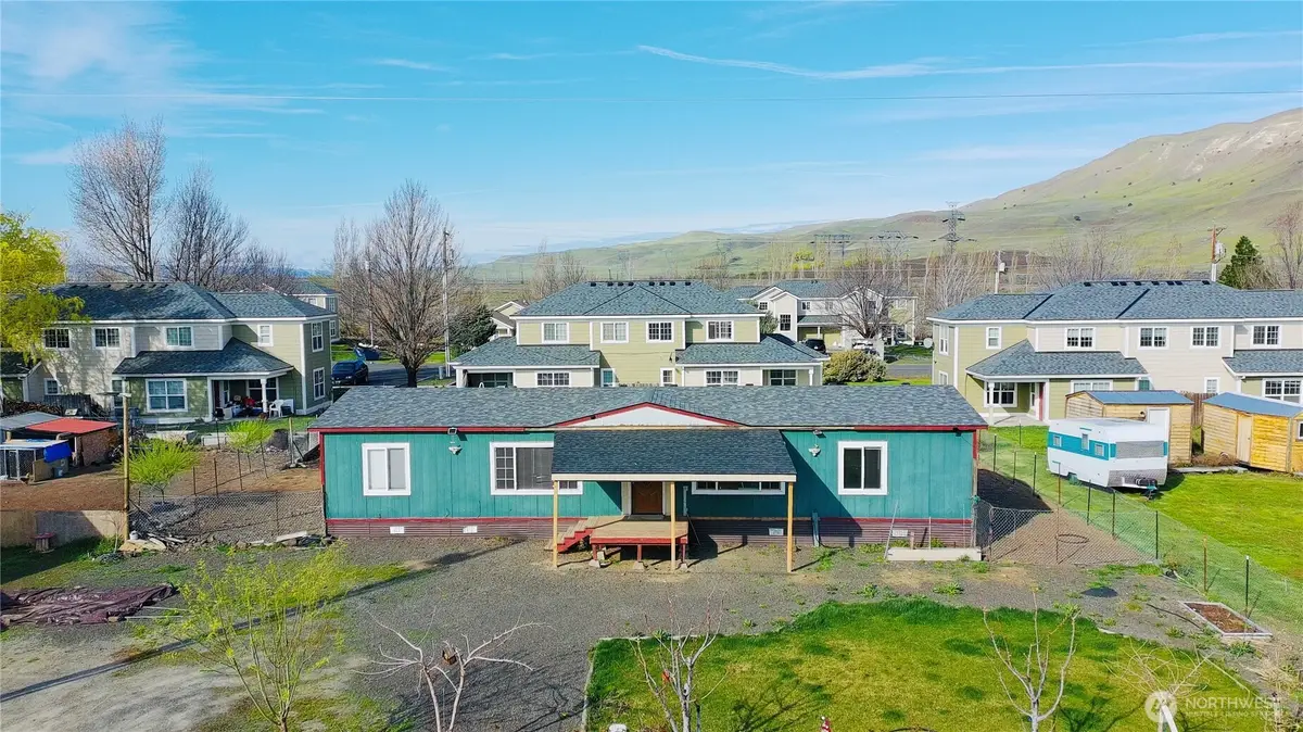 401 Boulder Avenue, Roosevelt, WA 99356 - #1