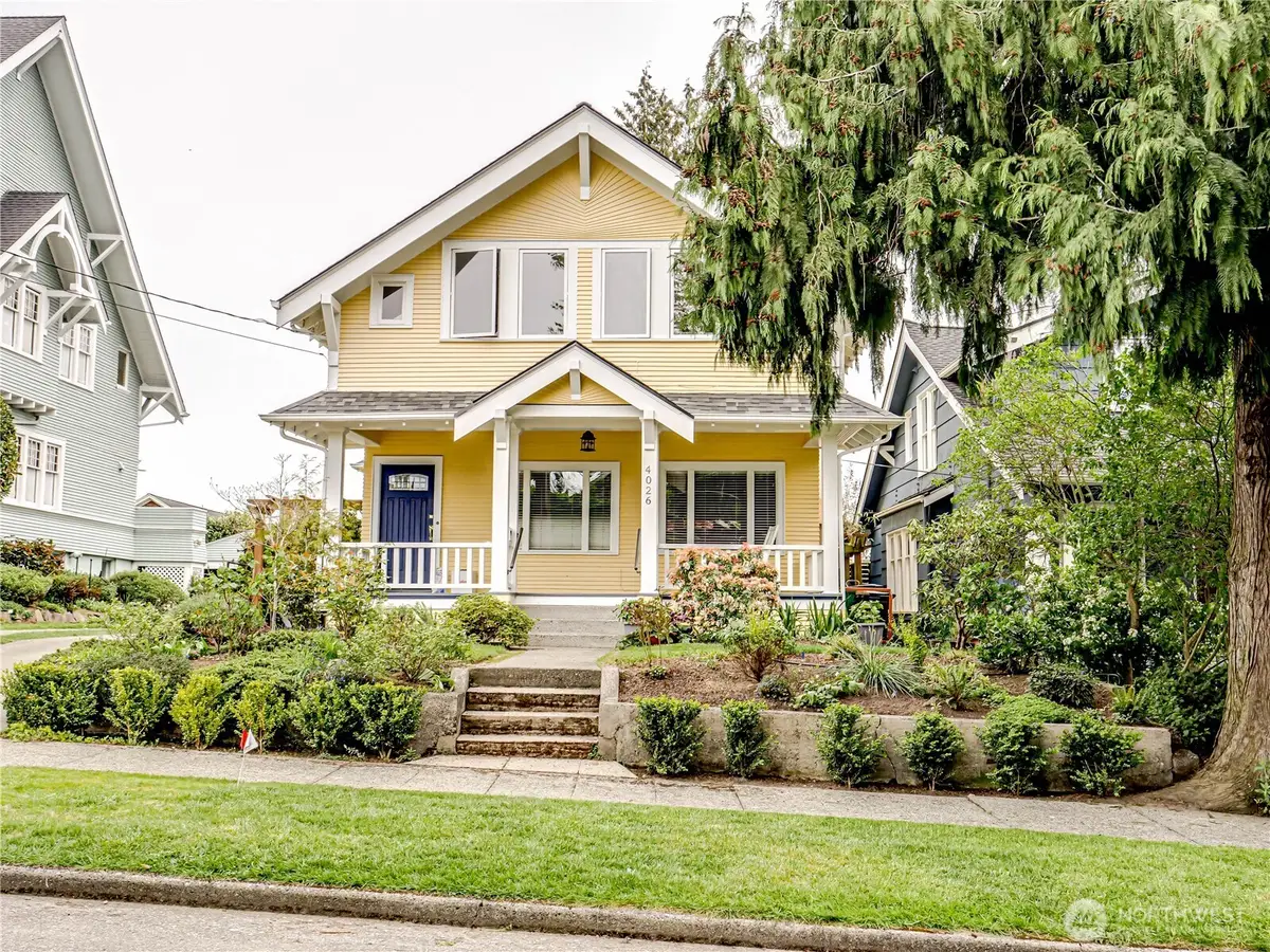 4026 Burke Avenue N, Seattle, WA 98103 - #1