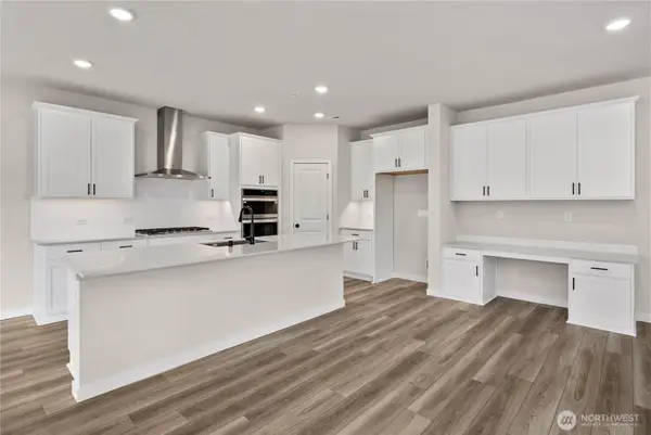 3982 Flat Top Drive, Bremerton, WA 98312