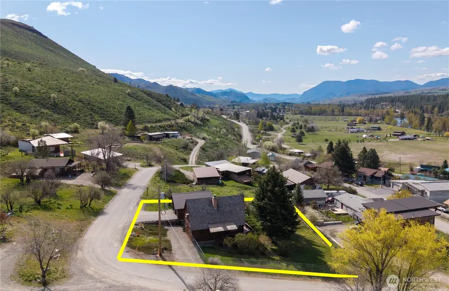 417 Perry Street, Winthrop, WA 98862 - #3