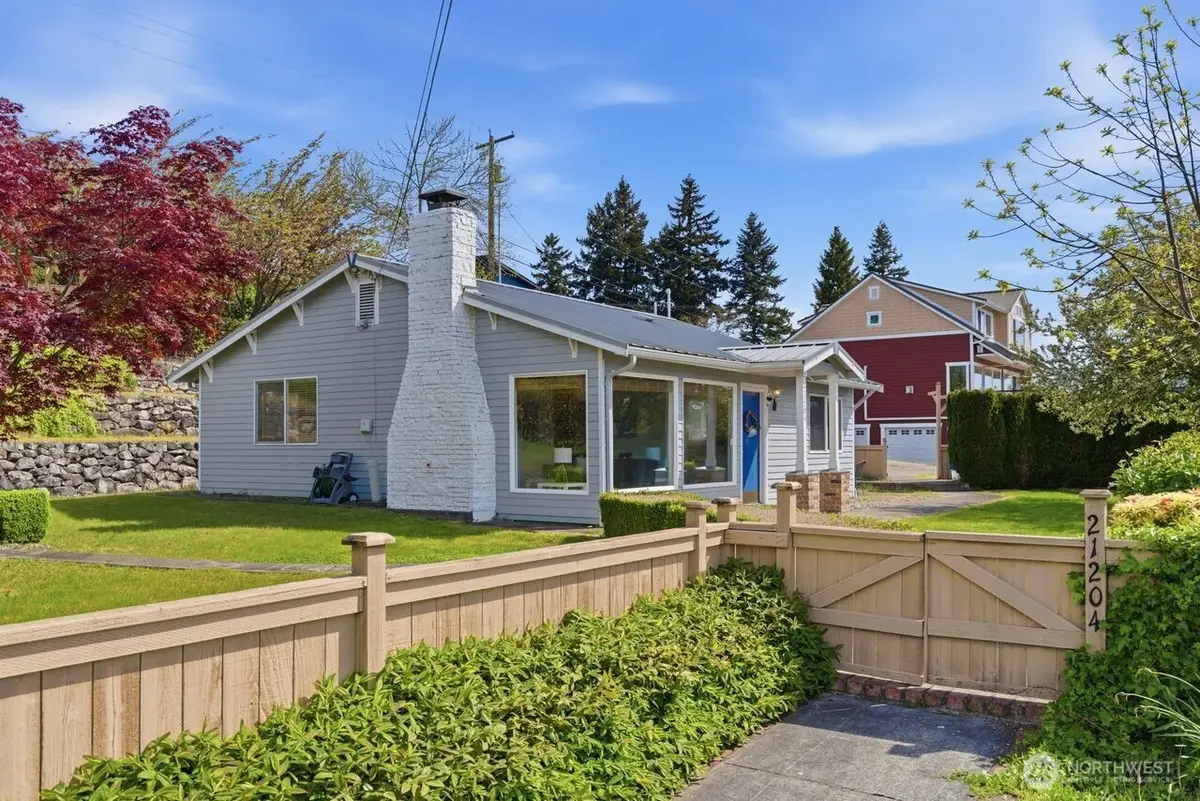 21204 3rd Avenue S, Des Moines, WA 98198 - #1