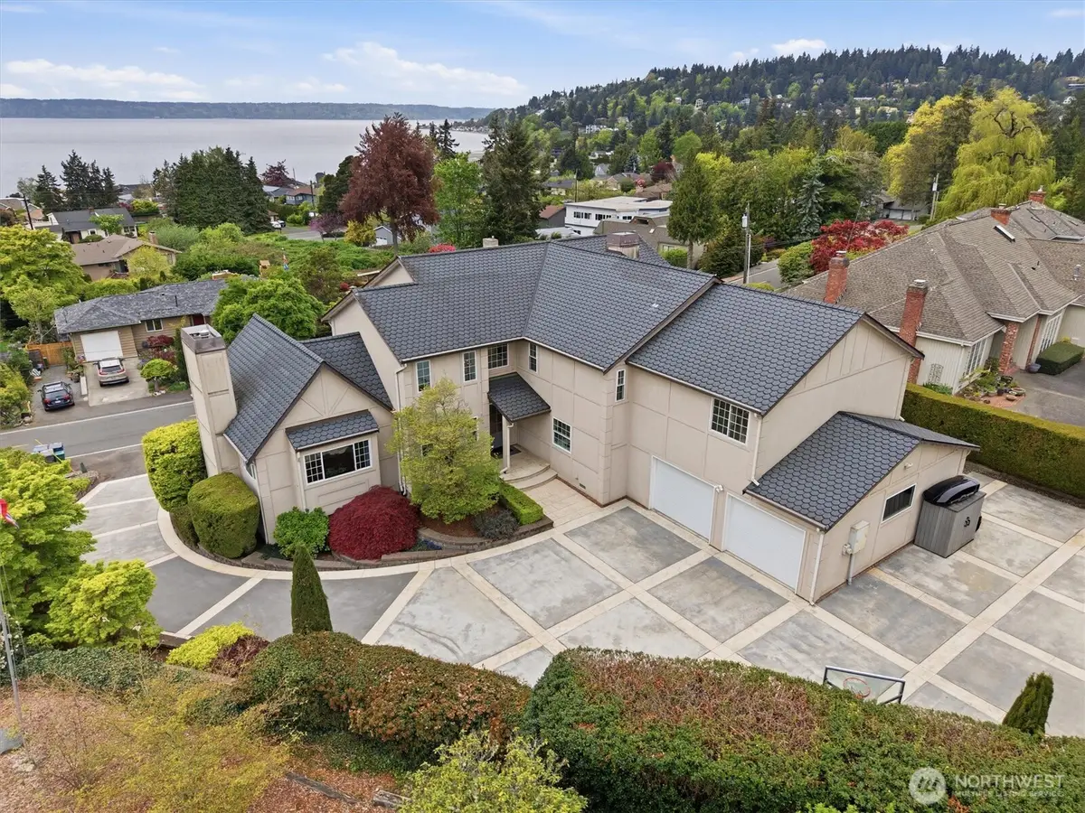 18124 Riviera Place Sw, Normandy Park, WA 98166 - #1