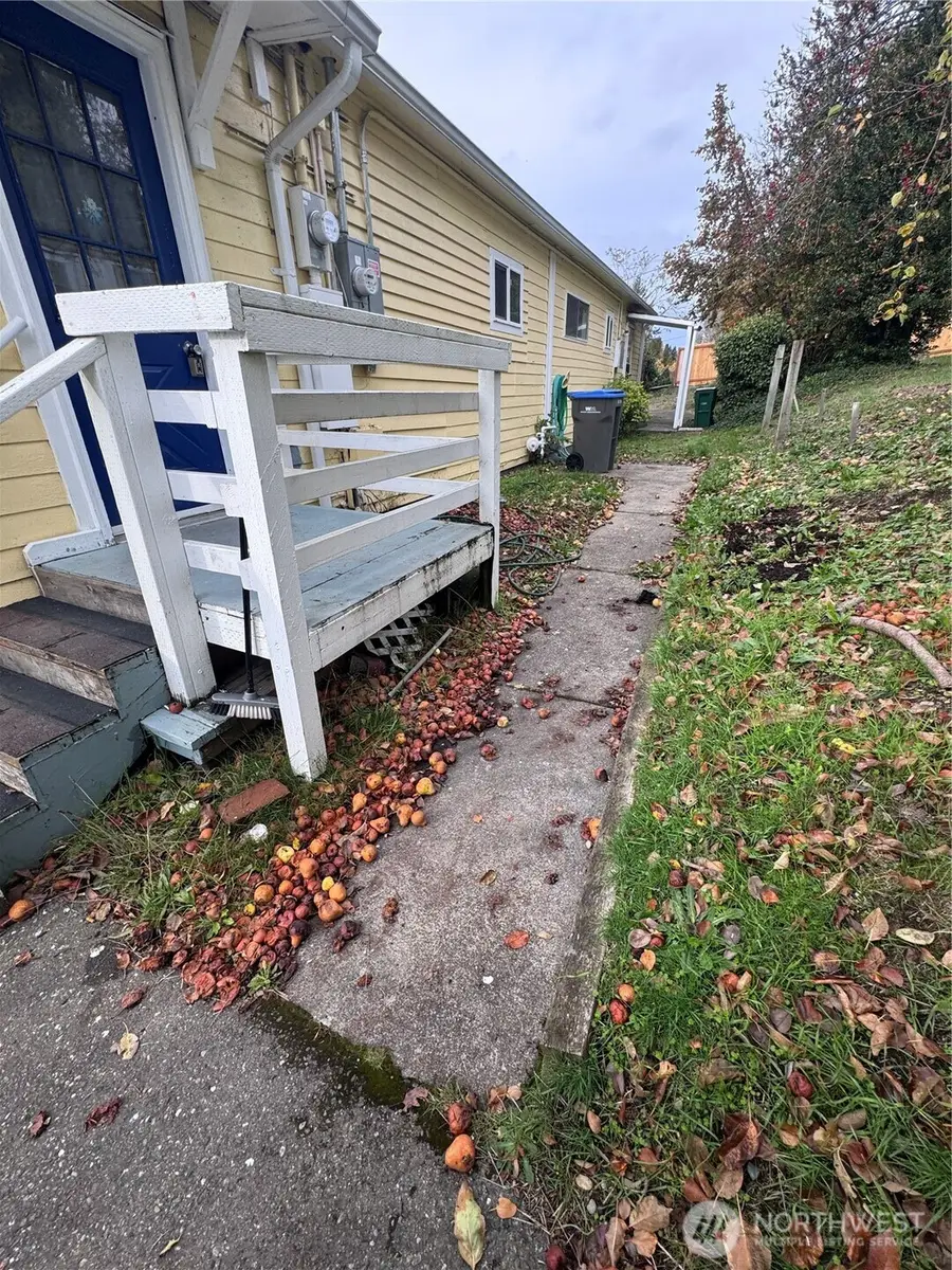3618 W Madrona Street, Bremerton, WA 98312 - #2