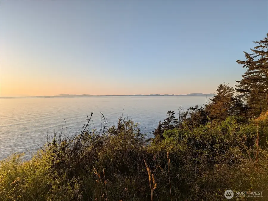 2089 West Beach Road, Oak Harbor, WA 98277 - #3