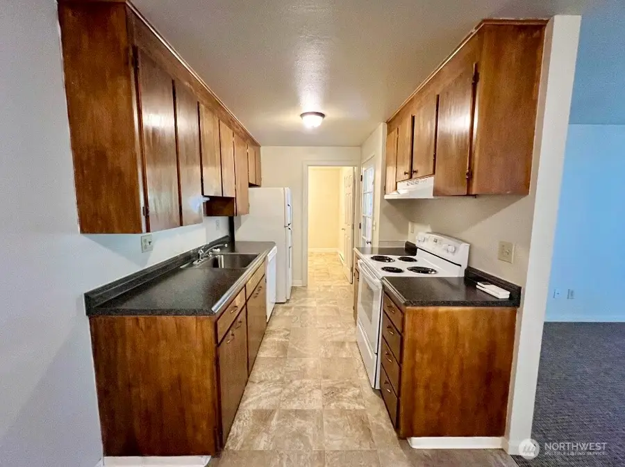 1104 E 14th Avenue, Ellensburg, WA 98926 - #2