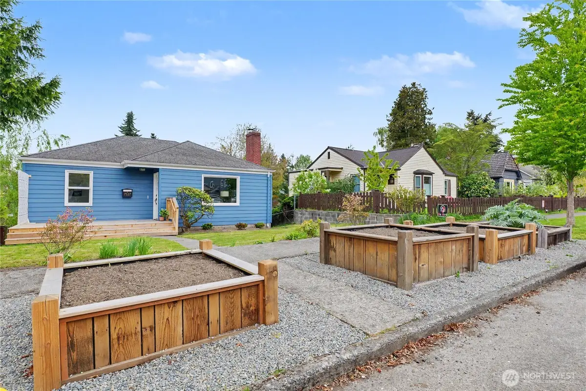 7537 21st Avenue Ne, Seattle, WA 98115 - #1