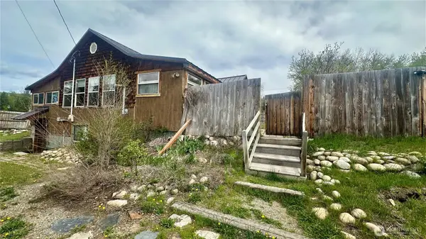 400 Bluff Street, Winthrop, WA 98862