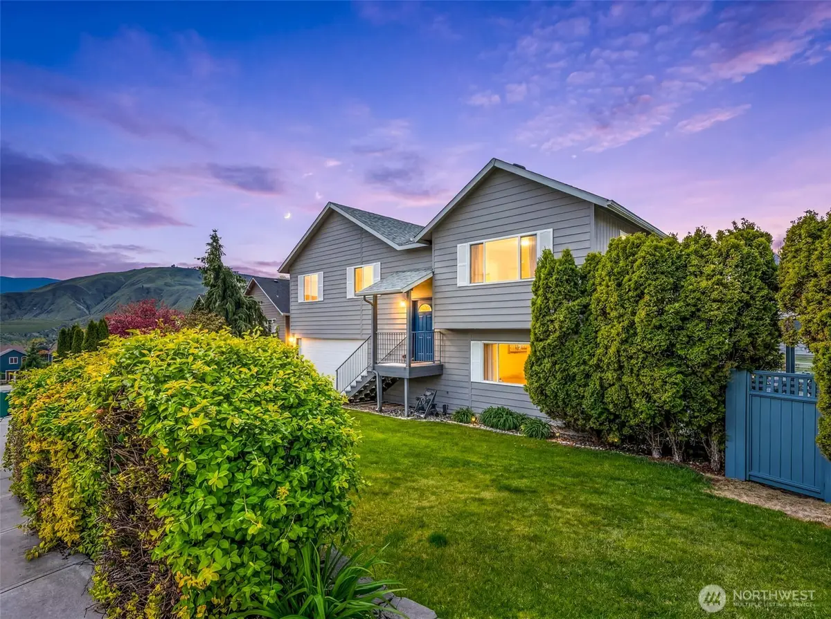 712 Lexington Place, East Wenatchee, WA 98802 - #1