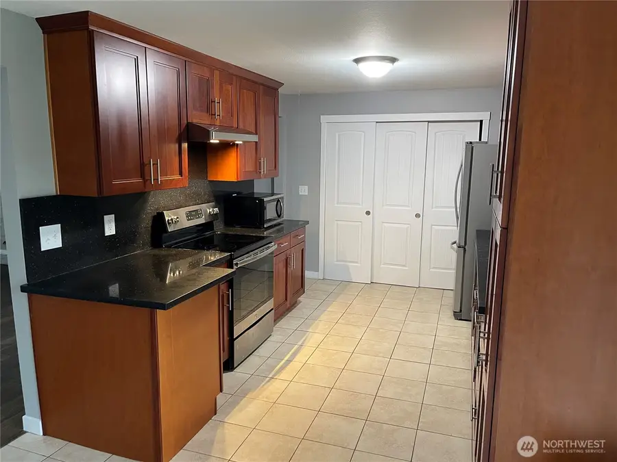 2419 SW 307th Street, Federal Way, WA 98023 - #3