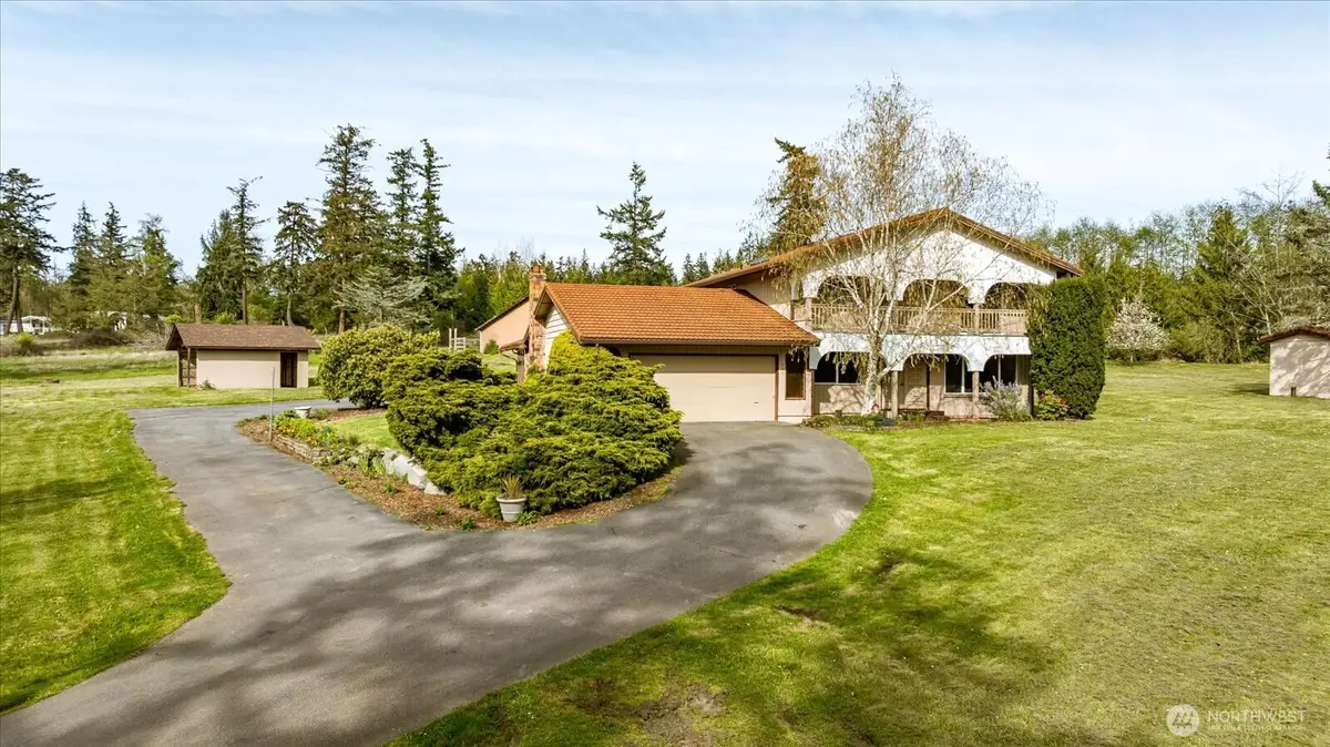 987 E Crescent Harbor Road, Oak Harbor, WA 98277 - #1