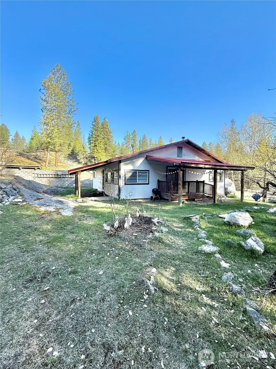 1092 Aeneas Valley Road, Tonasket, WA 98855 - #1