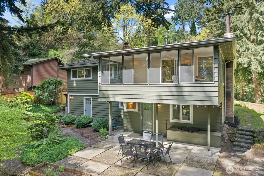 21866 35th Avenue S, Seatac, WA 98198 - #2