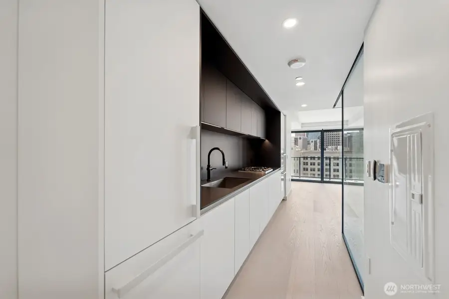 300 Virginia Street #1107, Seattle, WA 98121 - #3