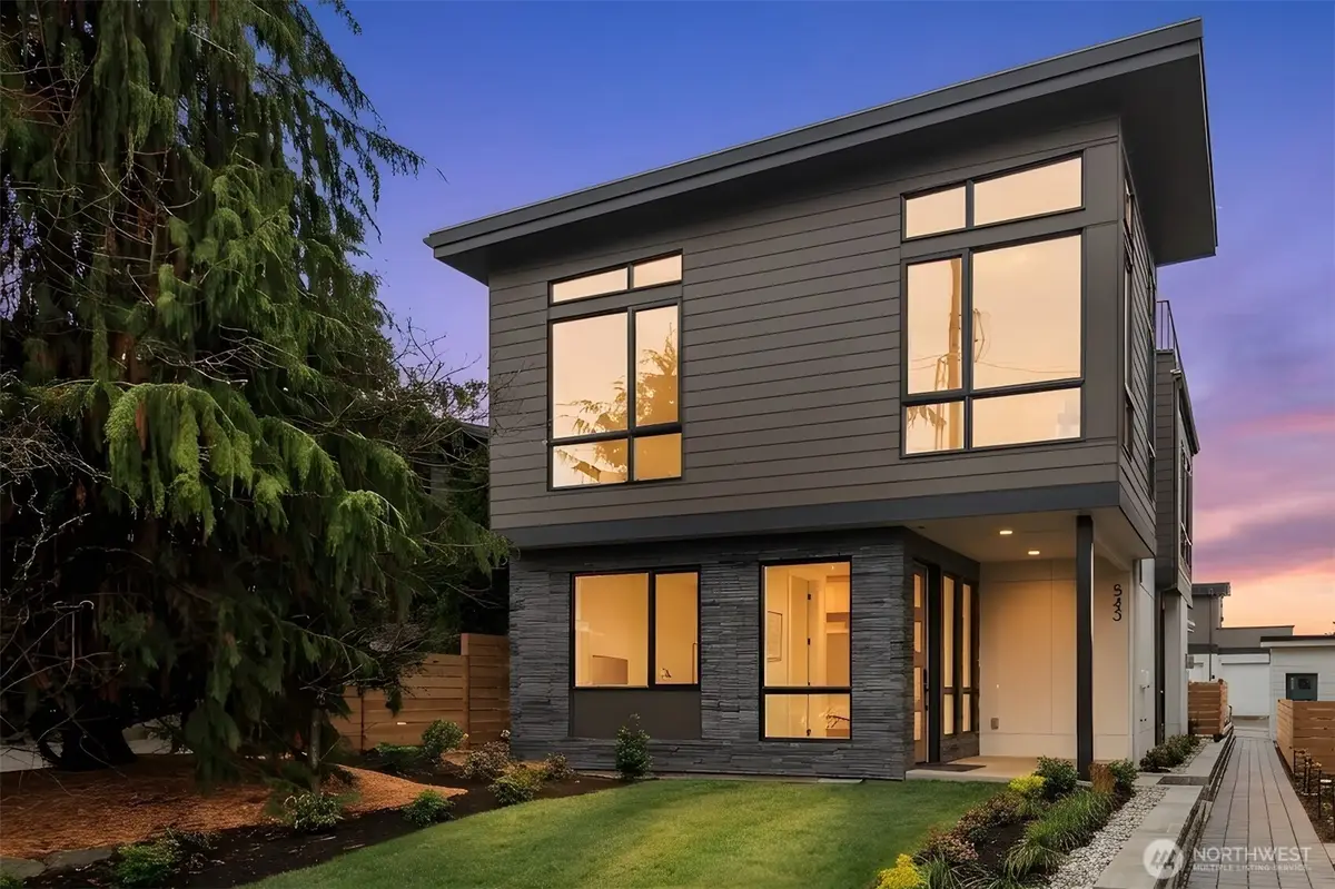 543 16th Avenue W, Kirkland, WA 98033 - #1
