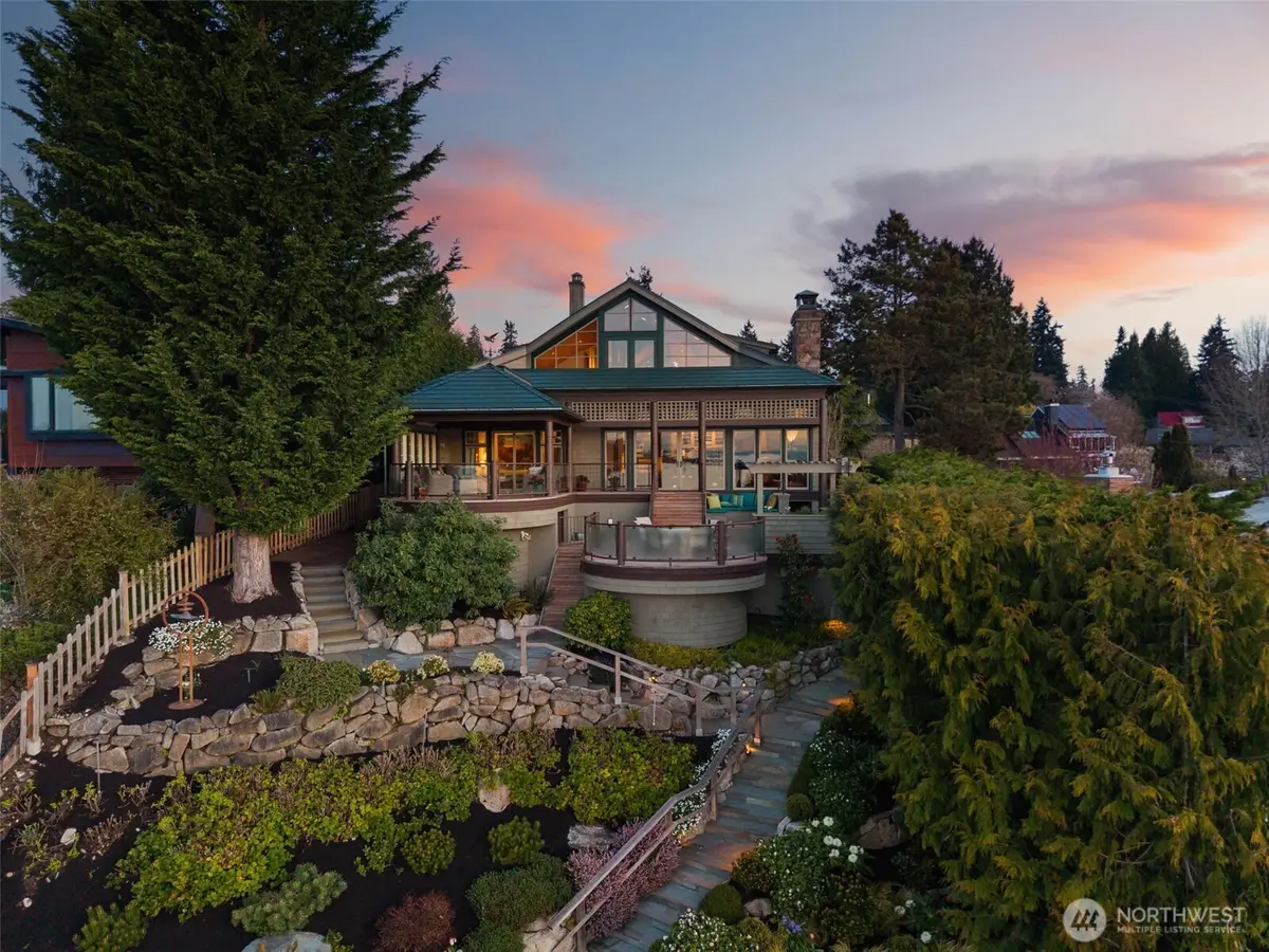 1121 Irene Place Ne, Bainbridge Island, WA 98110 - #1