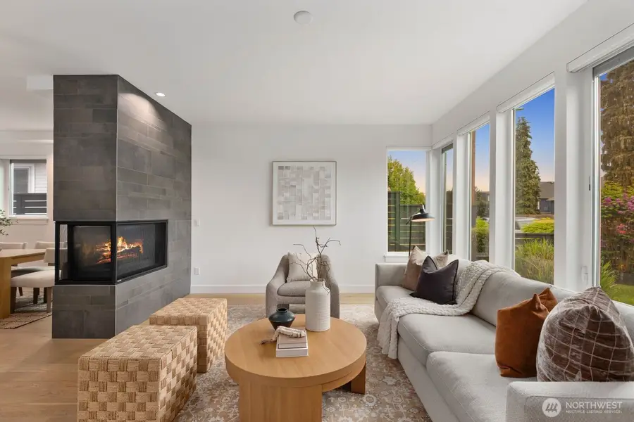 6233 Carleton Avenue S, Seattle, WA 98108 - #3