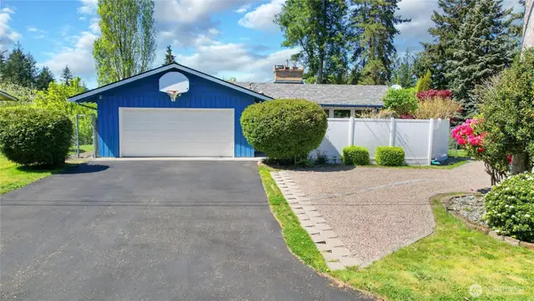 3961 NW Country Lane, Bremerton, WA 98312