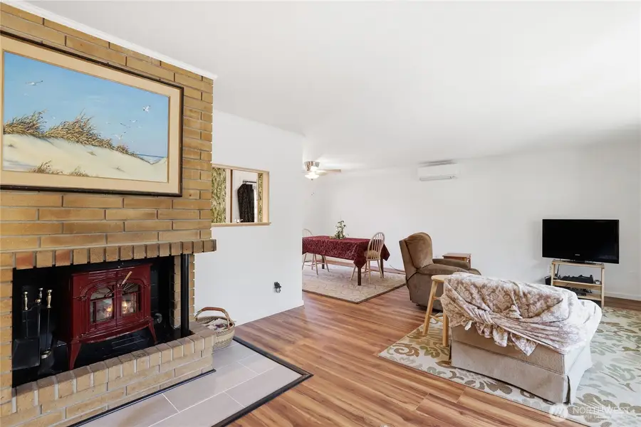 3961 NW Country Lane, Bremerton, WA 98312 - #3