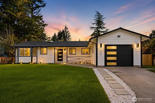 23207 46th Avenue W, Mountlake Terrace, WA 98043