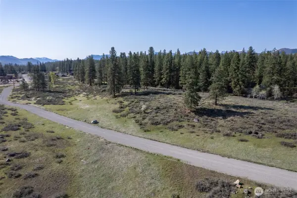 9 Cascadian Way, Winthrop, WA 98862