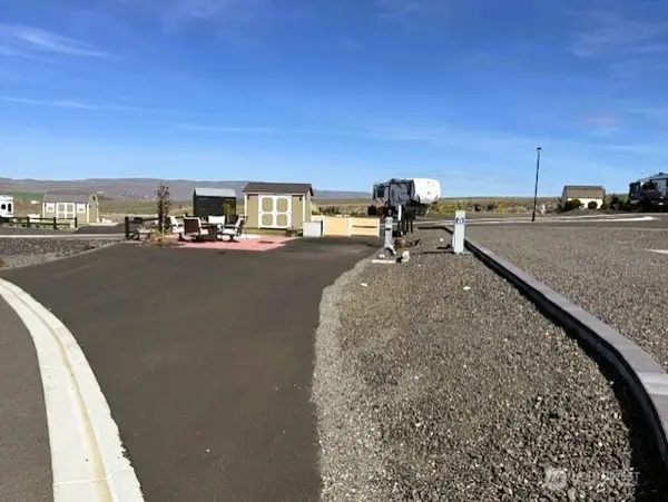 1769 Naches Wenas Rd, Selah, WA 98942