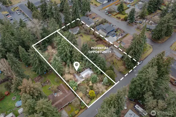 31021 20th Avenue S, Federal Way, WA 98003