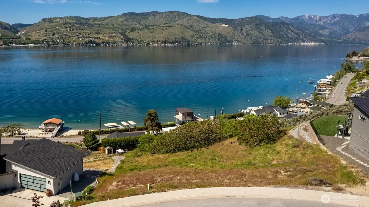 209 Apple Avenue #24, Chelan, WA 98816 - #1