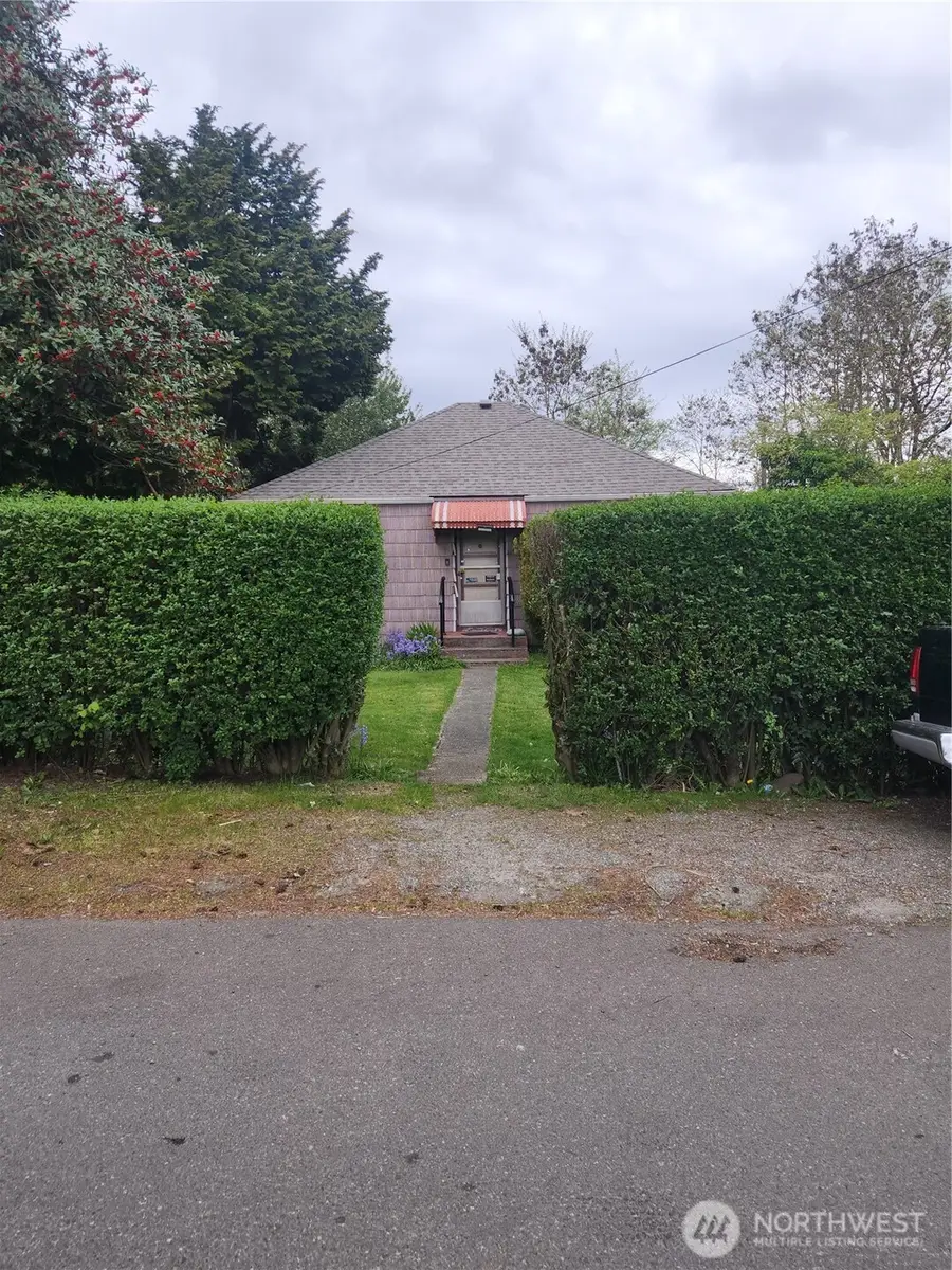 3740 S 142nd Street, Tukwila, WA 98168 - #2