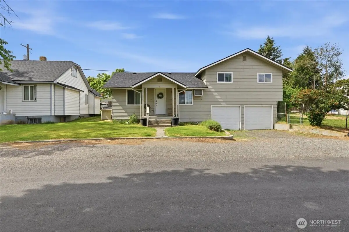 23 Goodfellow Avenue, Electric City, WA 99123 - #1