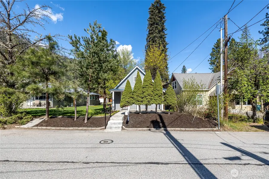 132 Whitman Street, Leavenworth, WA 98826 - #2