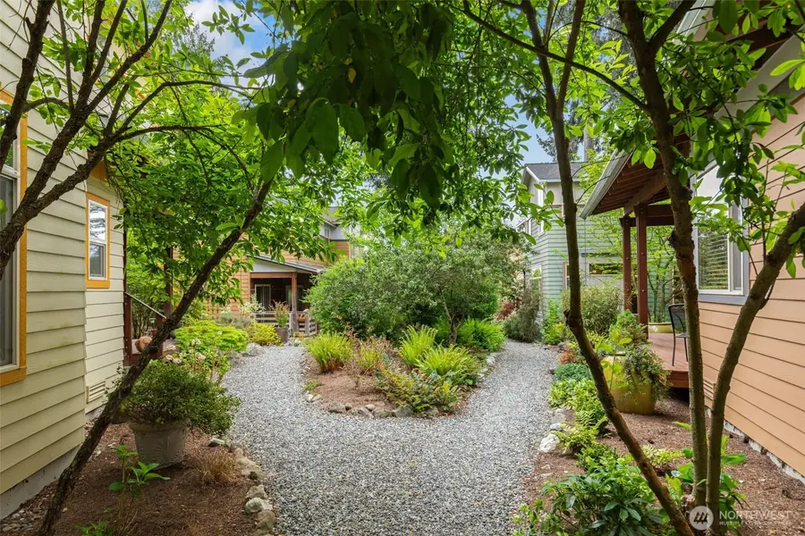 20215 15th Avenue Nw #E, Shoreline, WA 98177 - #3
