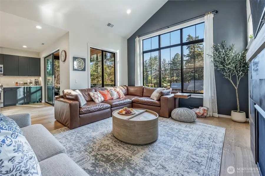 408 W 6th Street #4, Cle Elum, WA 98922 - #3
