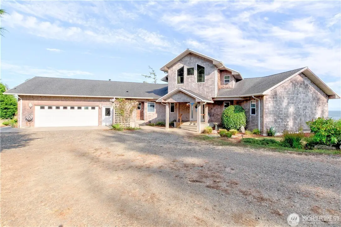 194 SW Robert Gray Drive, Ilwaco, WA 98624 - #1