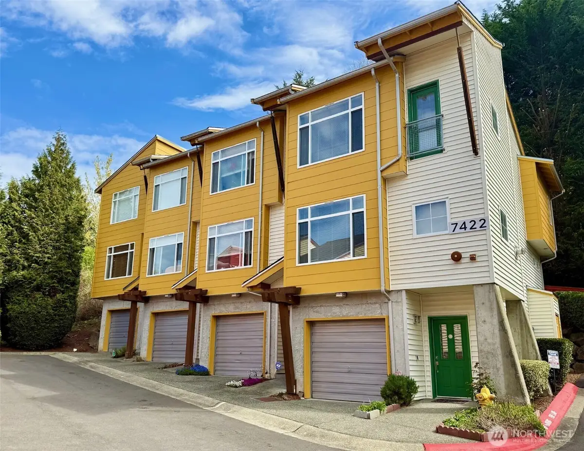 7422 Newcastle Golf Club Road #D, Newcastle, WA 98059 - #1