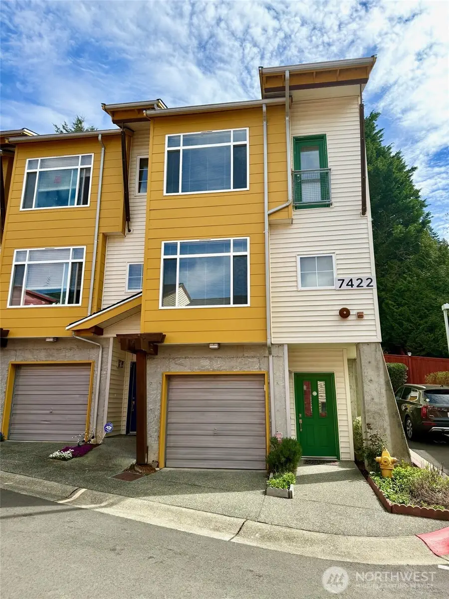 7422 Newcastle Golf Club Road #D, Newcastle, WA 98059 - #2