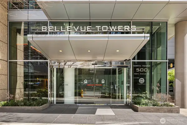 500 106th Avenue Ne #3211, Bellevue, WA 98004
