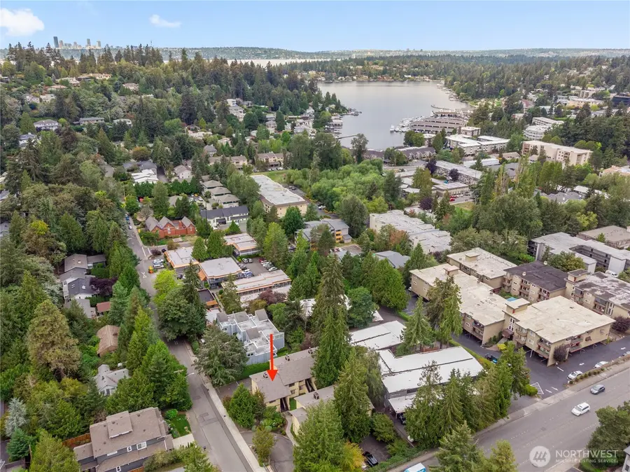 10320 SE 6th Street #B6, Bellevue, WA 98004 - #3