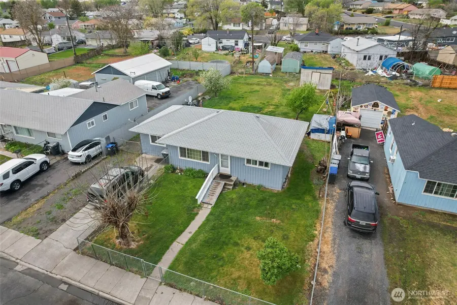 542 N Central Drive, Moses Lake, WA 98837 - #3