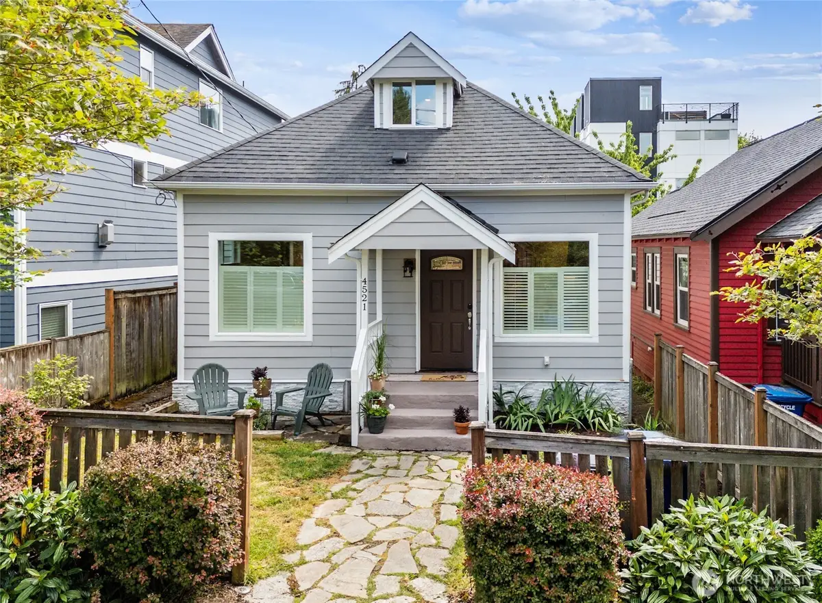 4521 S Findlay Street, Seattle, WA 98118 - #1