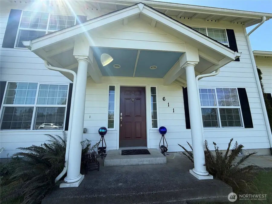 611 Andrews Avenue, Cosmopolis, WA 98537 - #3