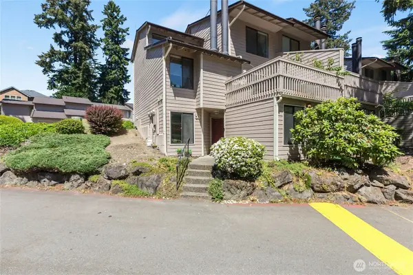 1555 Union Avenue Ne #33, Renton, WA 98059