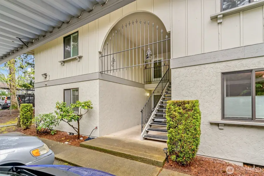 12505 NE 117th Place #J1, Kirkland, WA 98034 - #2
