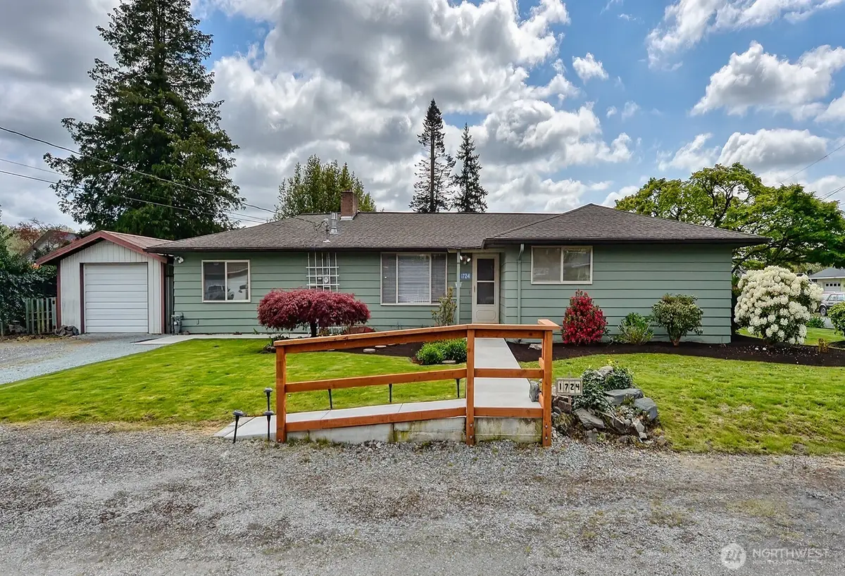 1724 Sunset Drive, Burlington, WA 98233 - #1