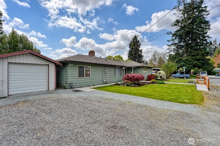 1724 Sunset Drive, Burlington, WA 98233 - #3